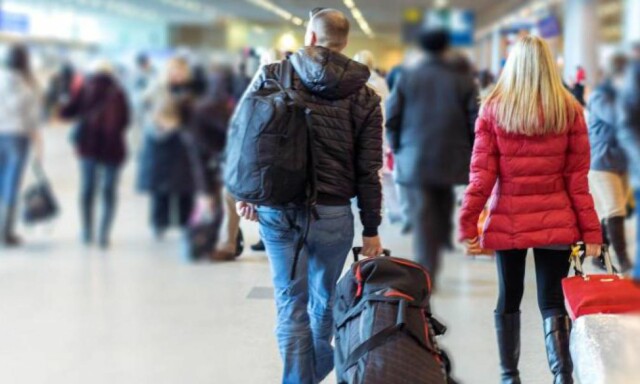 image: Bruker du medisiner, og skal på ferie i utlandet? Da må du passe på disse tingene
